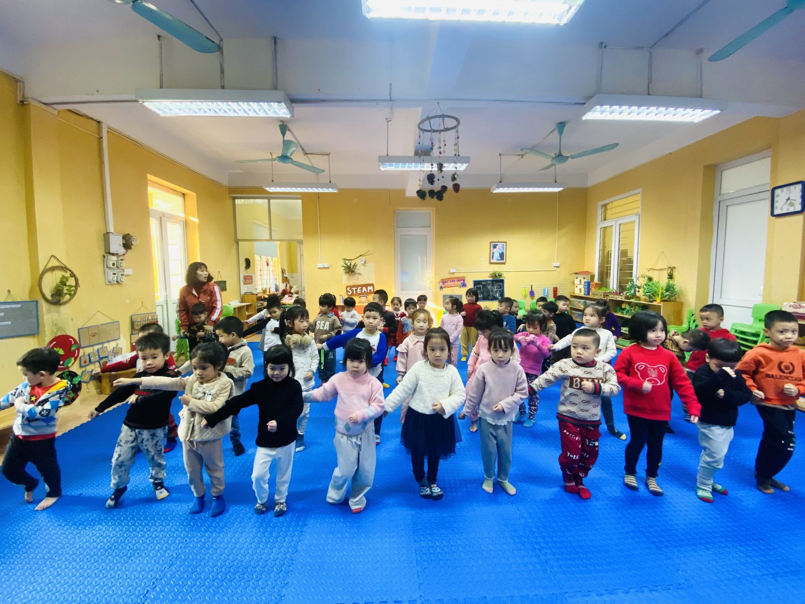 06a7d0de-db6d-4260-8a4e-bcc416a76306