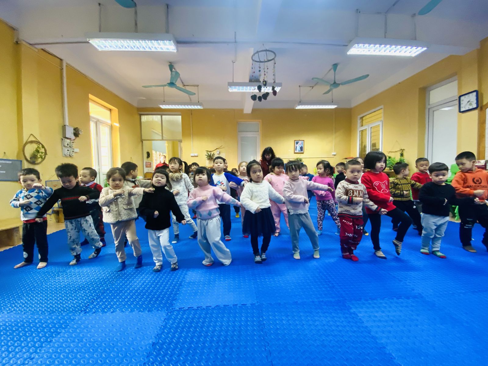 f43c5696-732e-44fc-b931-8ca944d3cbf9