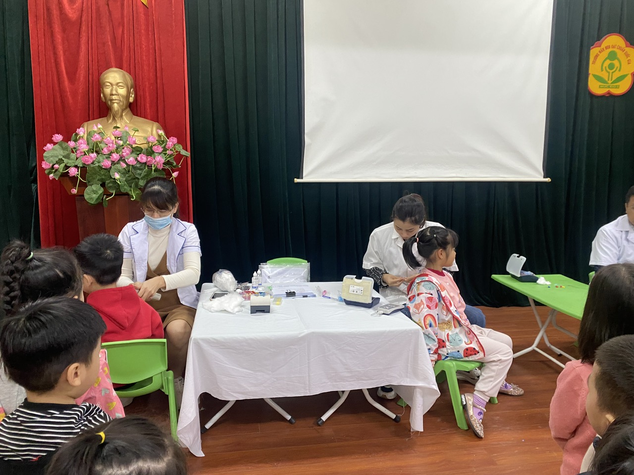 z4948576227163_61f16cc78613740a71001b650f4c16f9-2